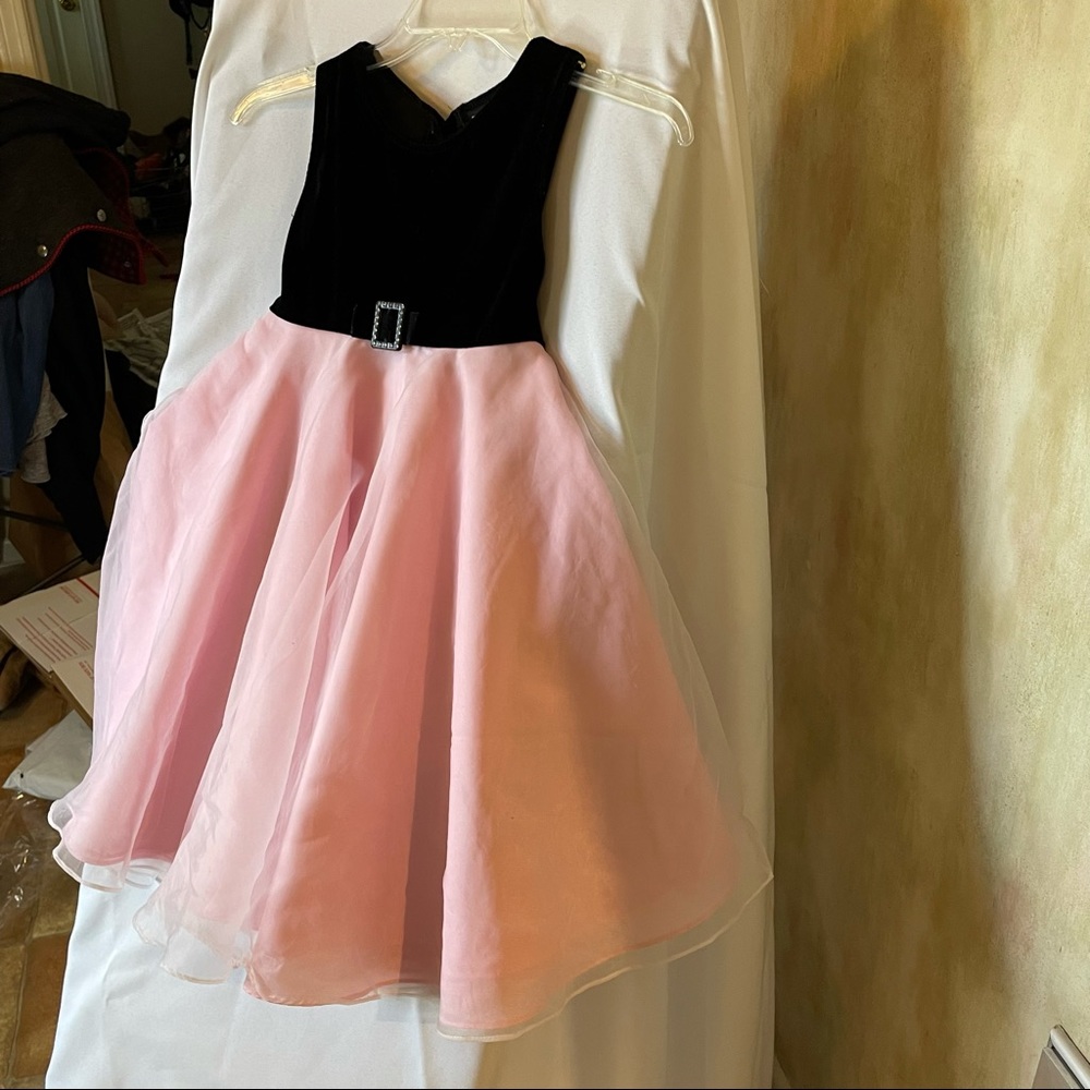 Perfectly Dressed Little girls size 6X Breakfast At Tiffany’s